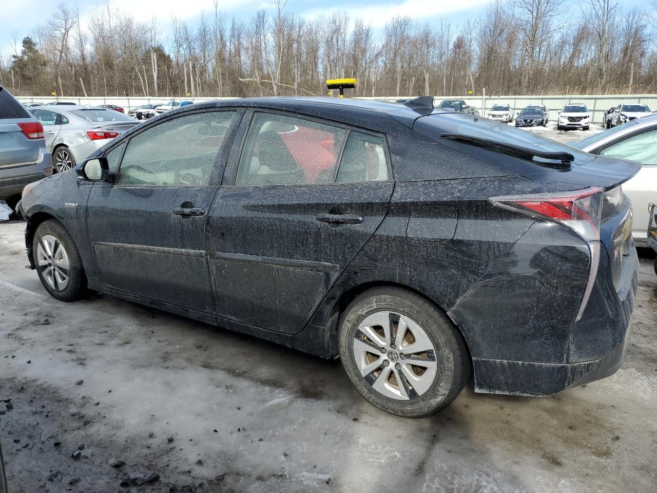 2016 TOYOTA PRIUS