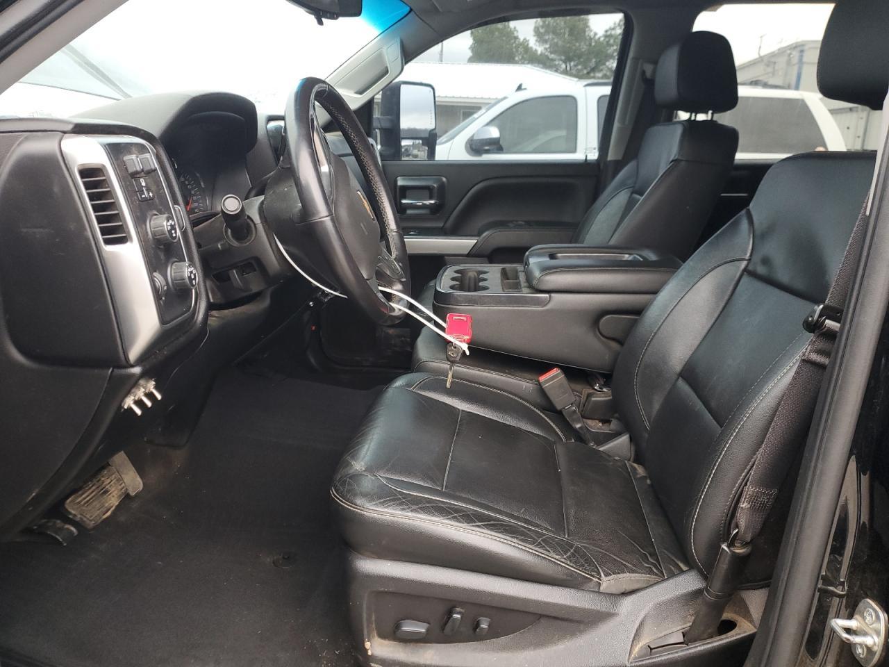 2018 CHEVROLET Silverado