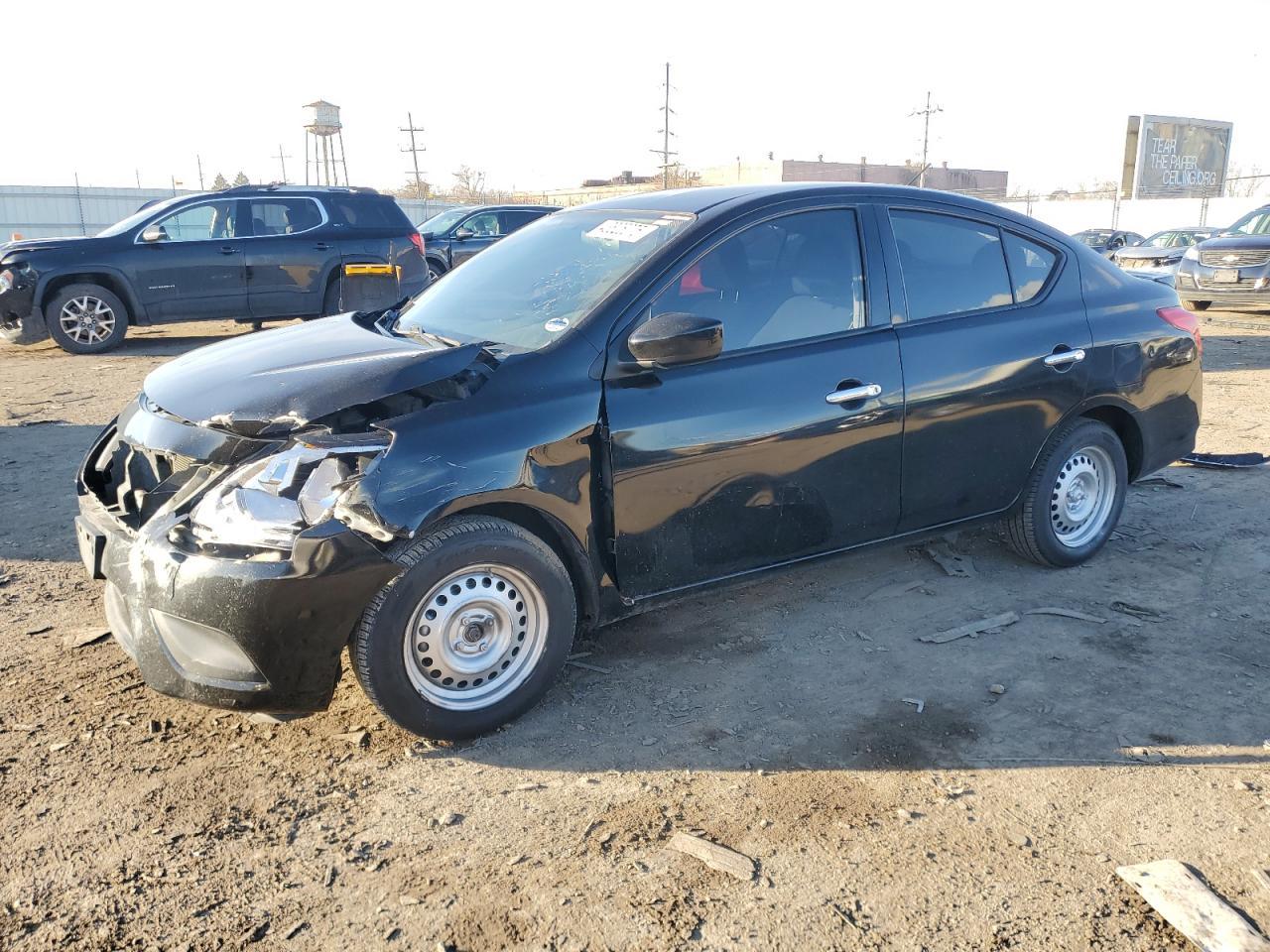 2018 NISSAN VERSA