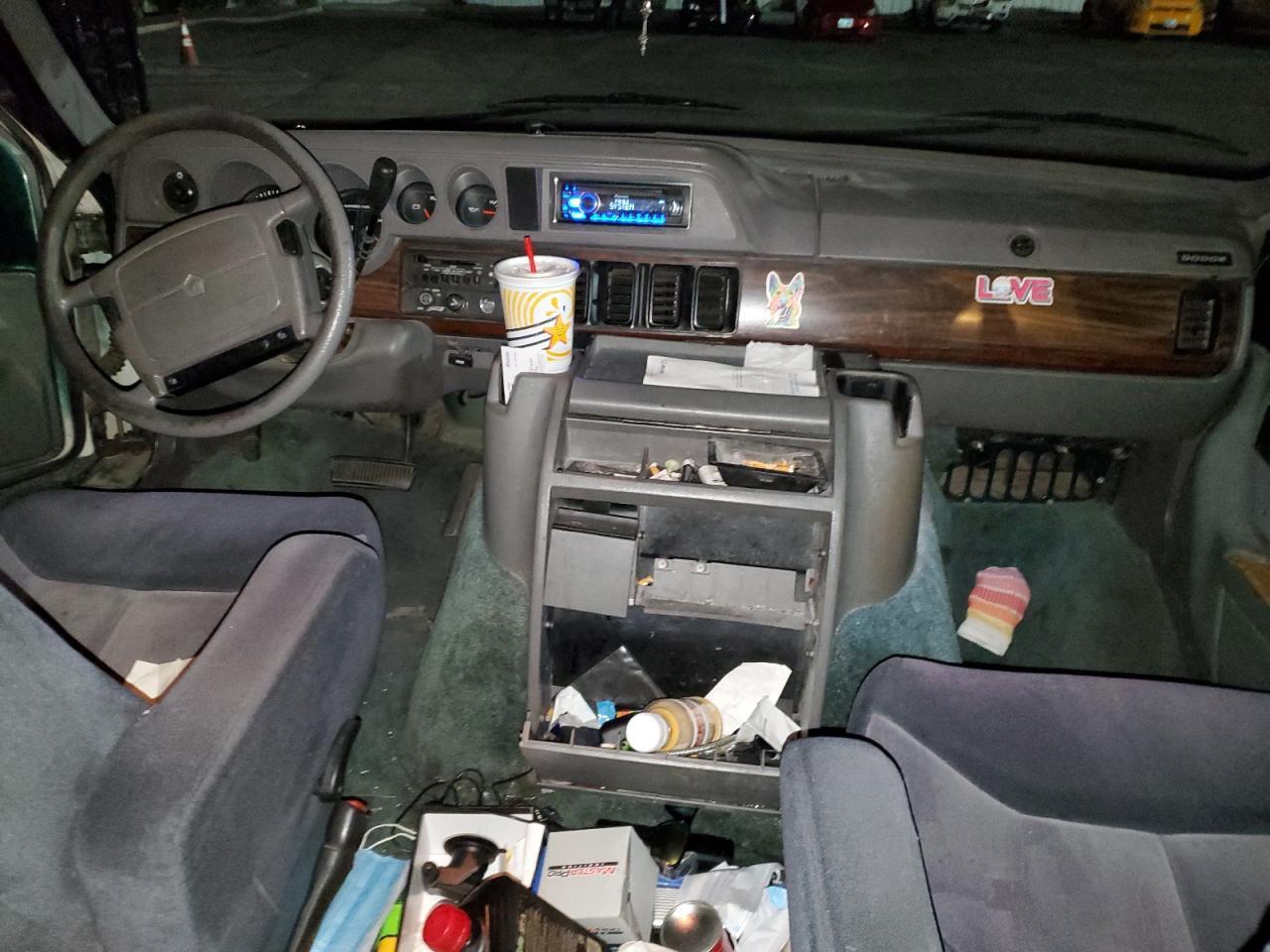 1996 DODGE B Series