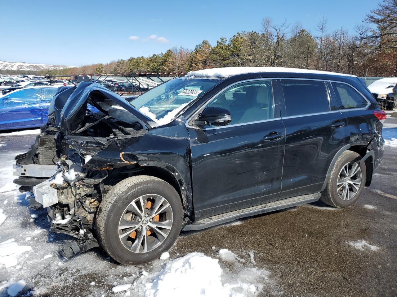 2018 TOYOTA HIGHLANDER