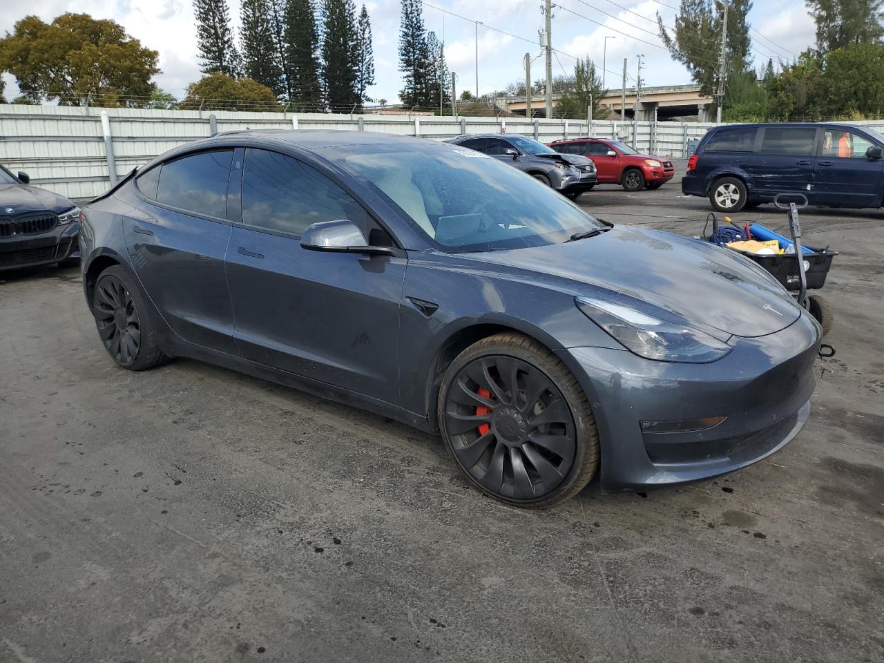 2022 TESLA MODEL 3