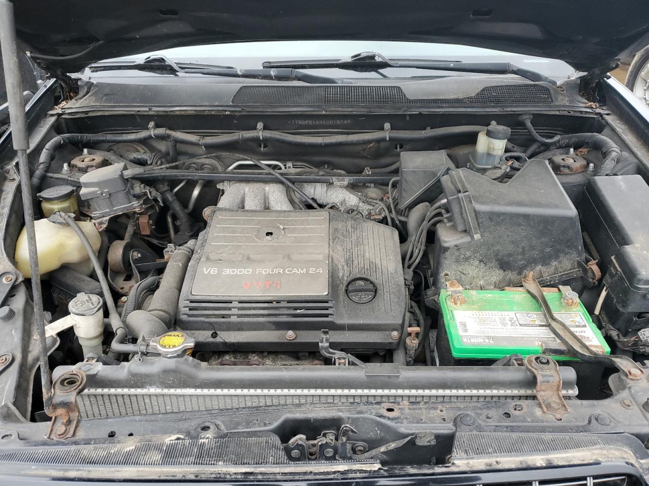 2001 TOYOTA HIGHLANDER