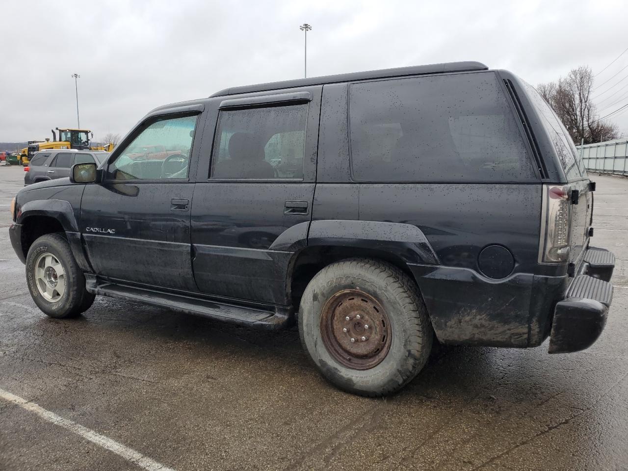 2000 CADILLAC ESCALADE