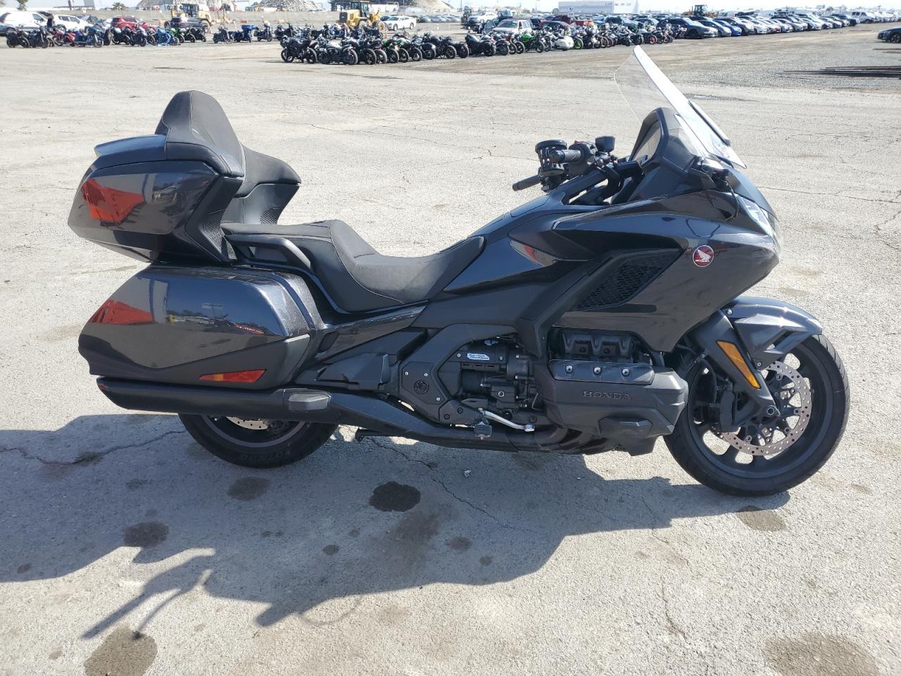 2021 HONDA Gl Cycle