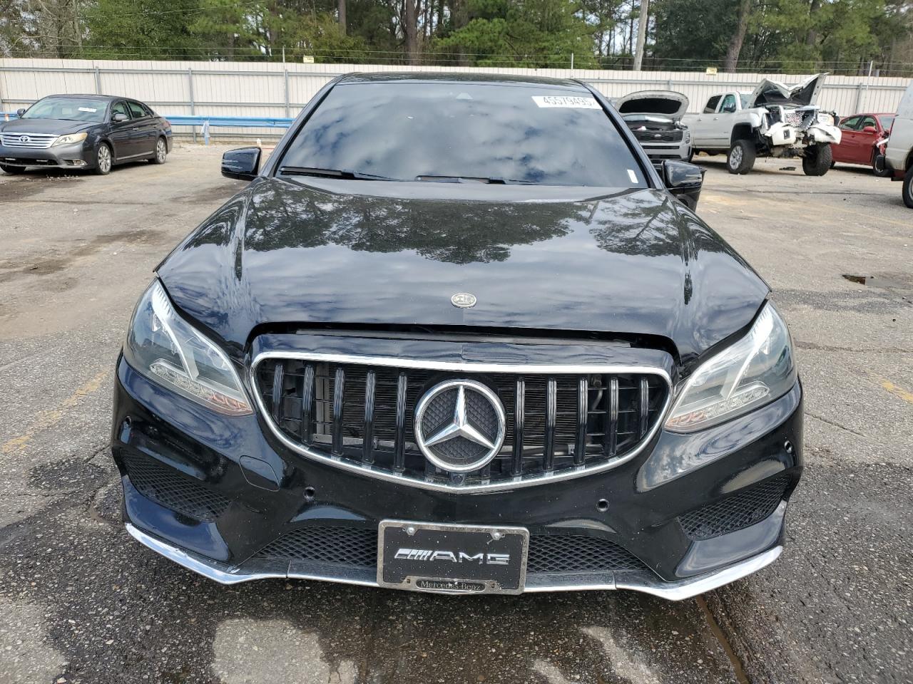 2015 MERCEDES-BENZ E-Class