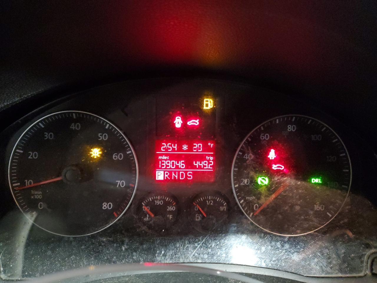 2009 VOLKSWAGEN JETTA