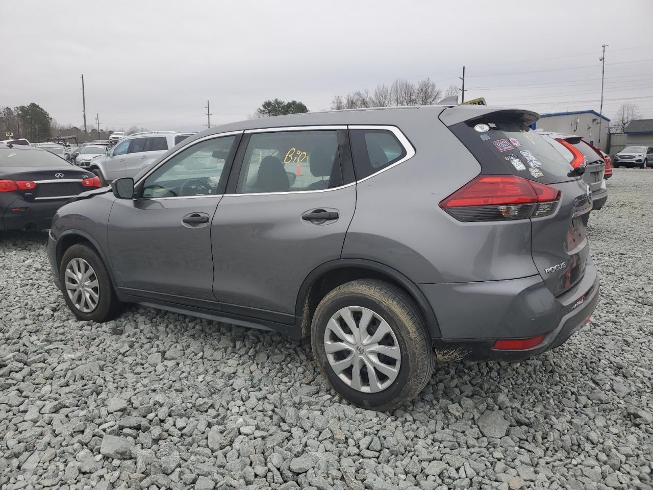 2017 NISSAN ROGUE