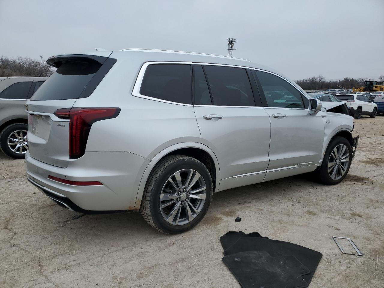 2020 CADILLAC XT6
