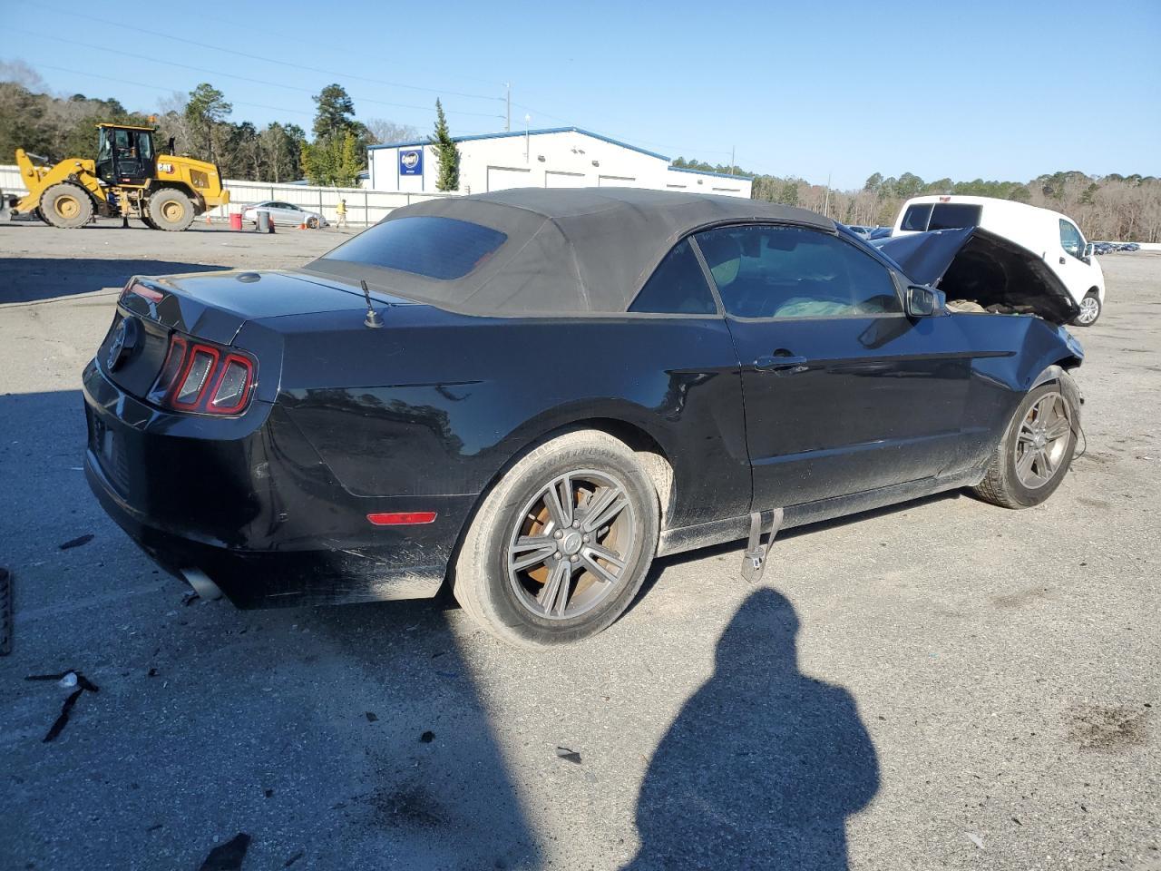2013 FORD MUSTANG