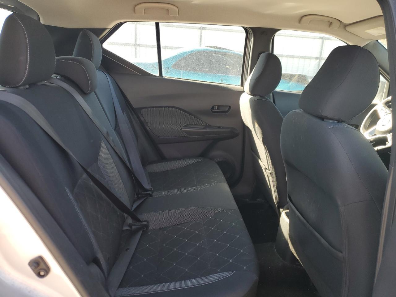 2019 NISSAN KICKS