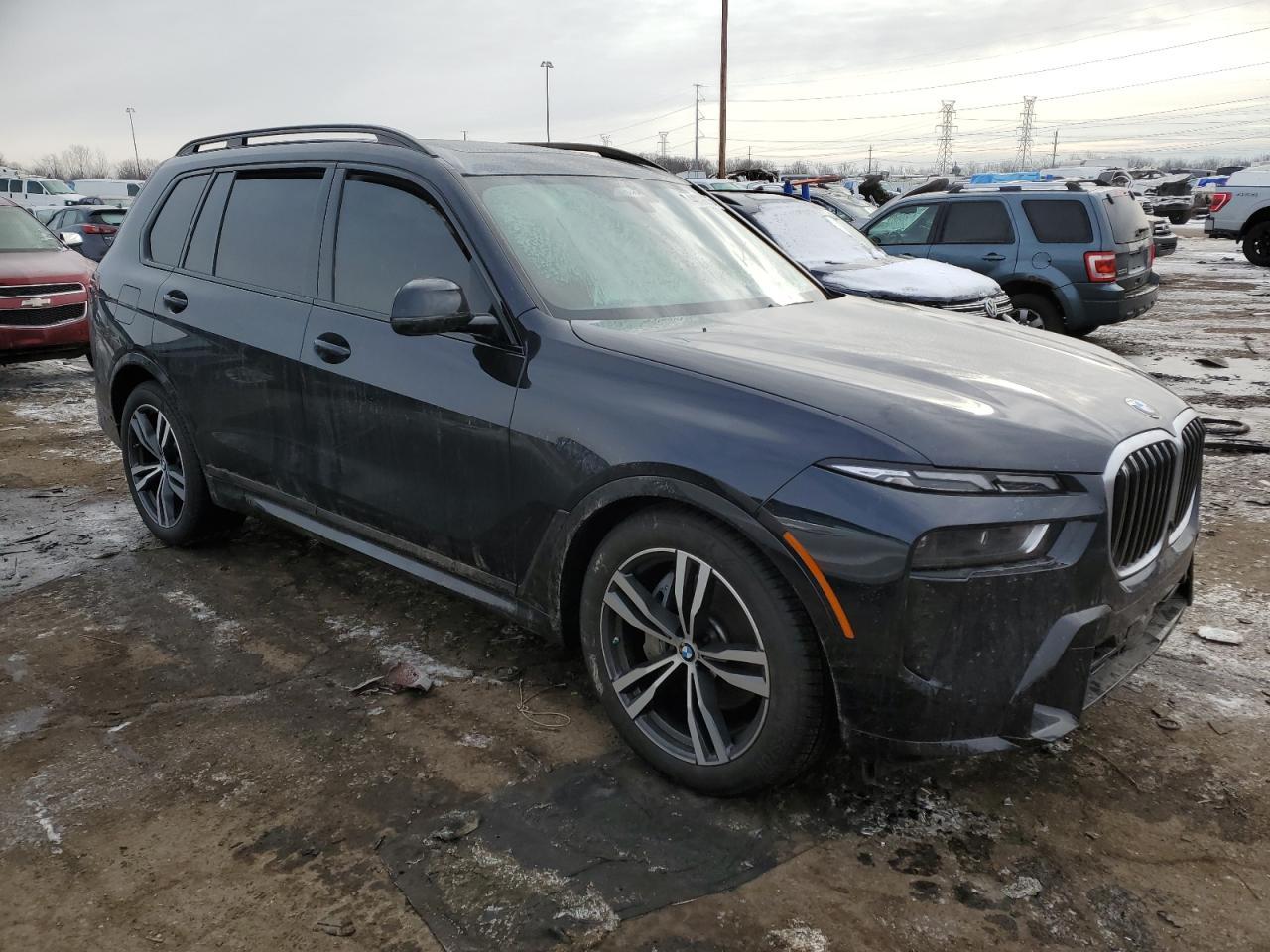2025 BMW X7