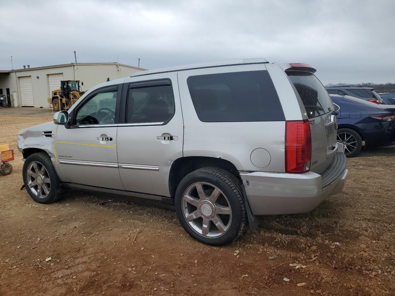 2011 CADILLAC ESCALADE