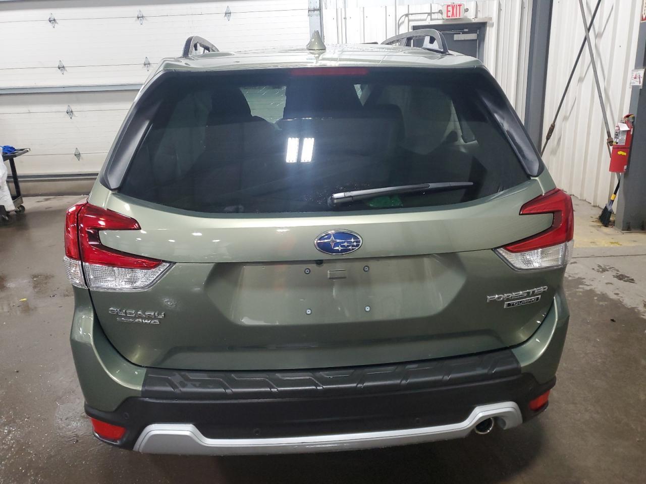 2020 SUBARU FORESTER