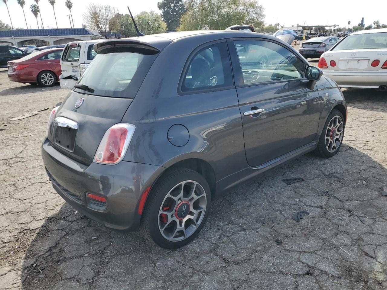 2015 FIAT 500