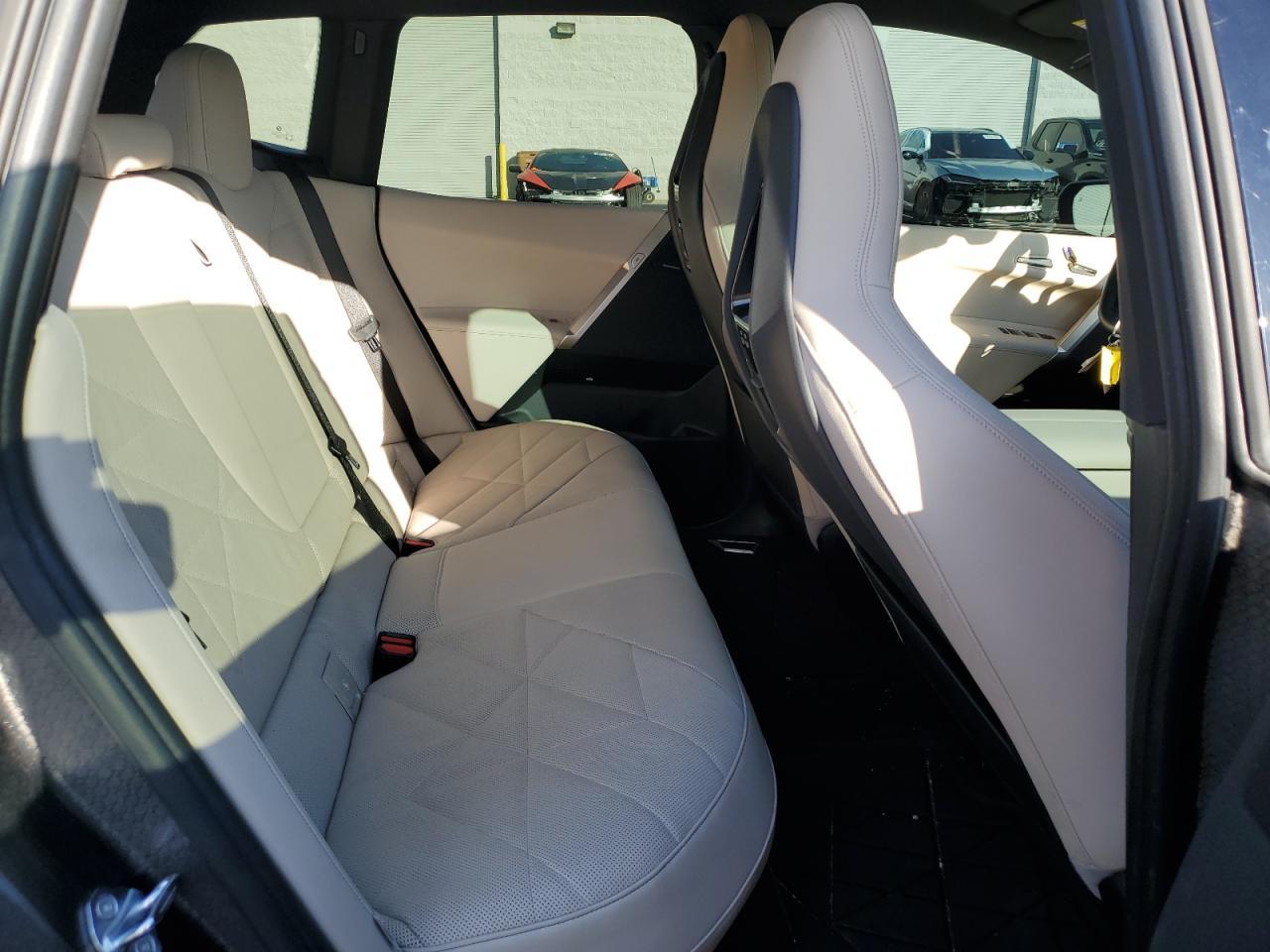 2023 BMW iX