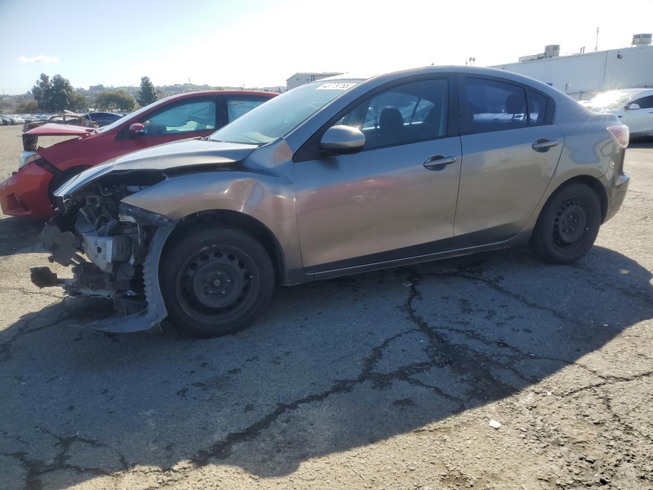 2010 MAZDA 3