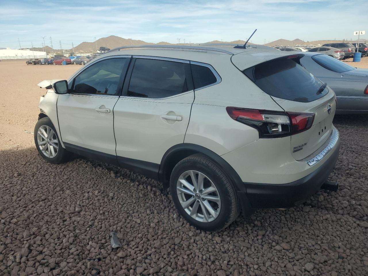 2018 NISSAN ROGUE