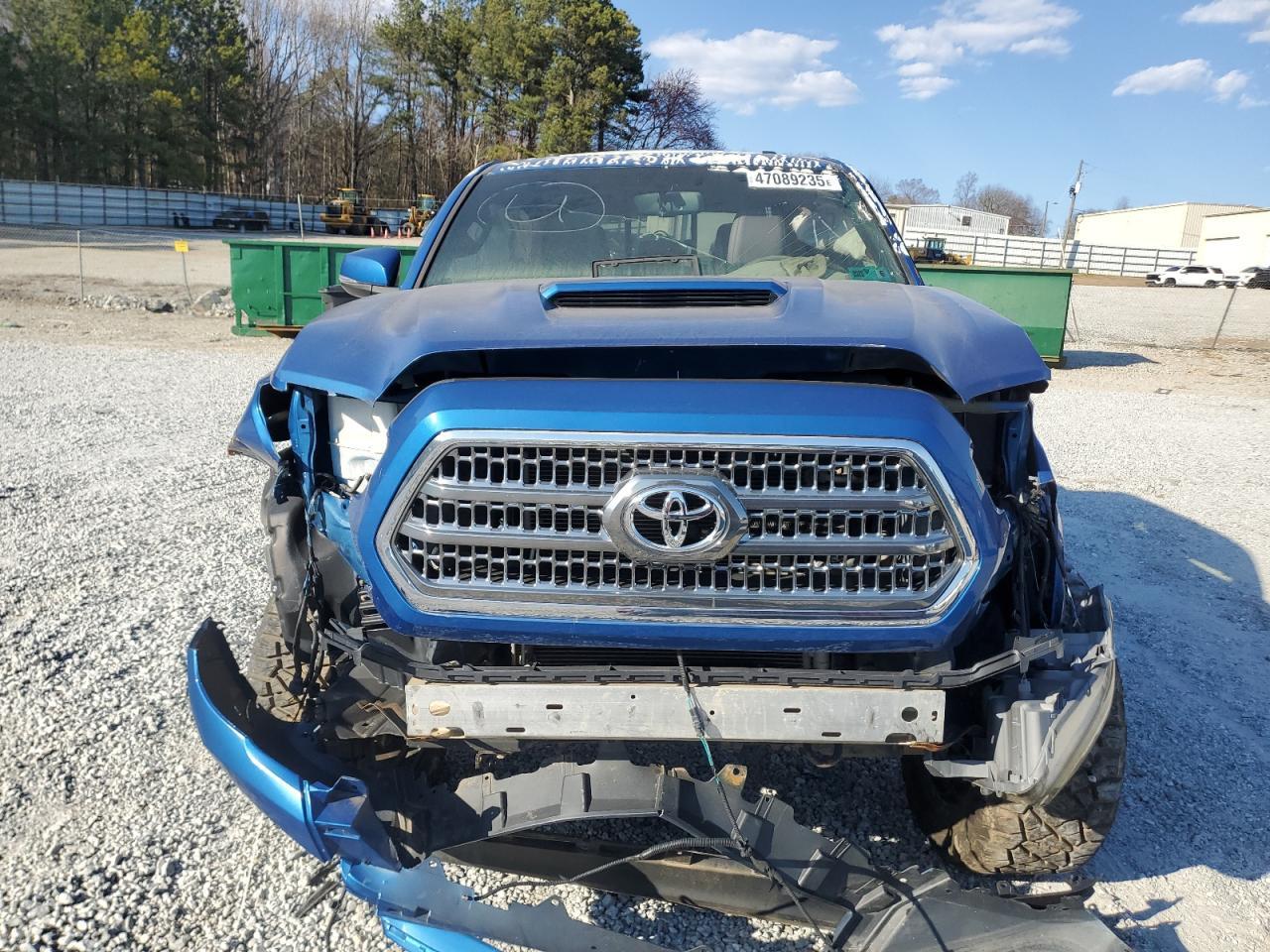 2016 TOYOTA TACOMA