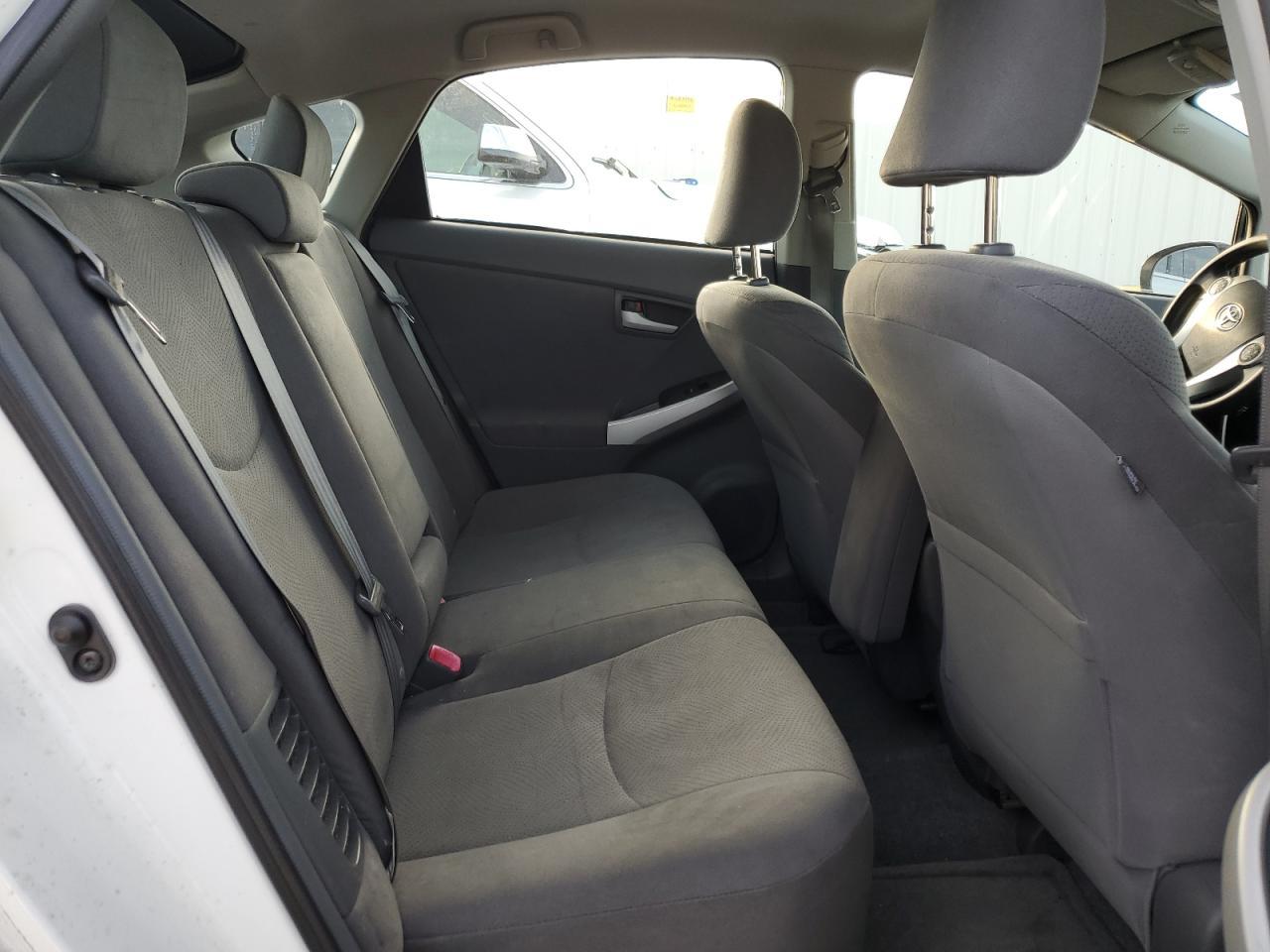 2011 TOYOTA PRIUS