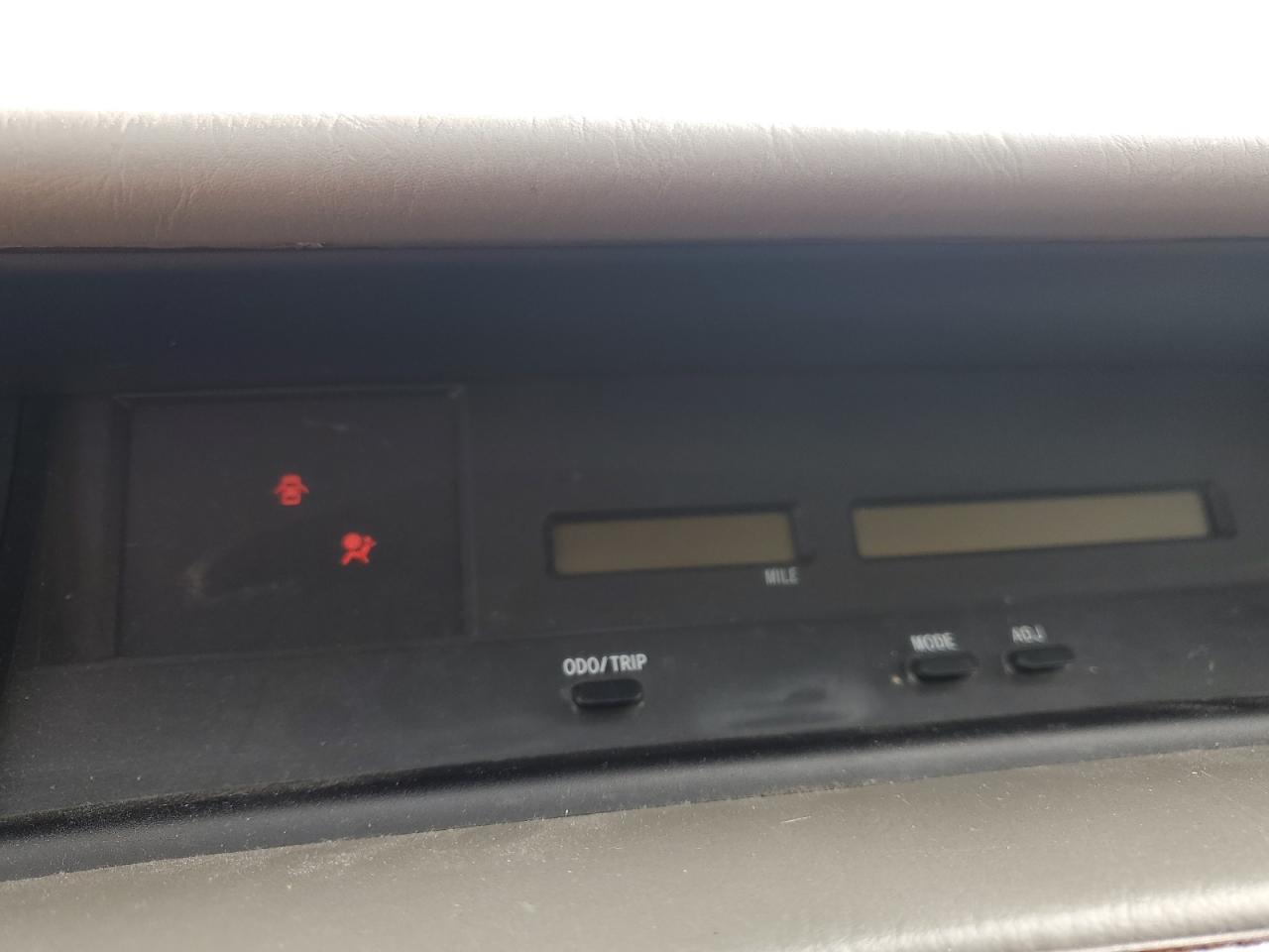 2001 TOYOTA Avalon