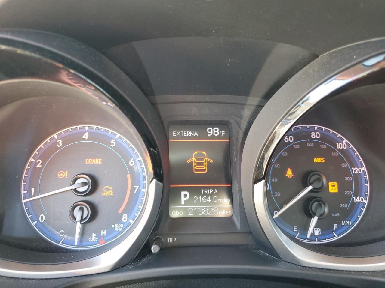 2016 TOYOTA COROLLA