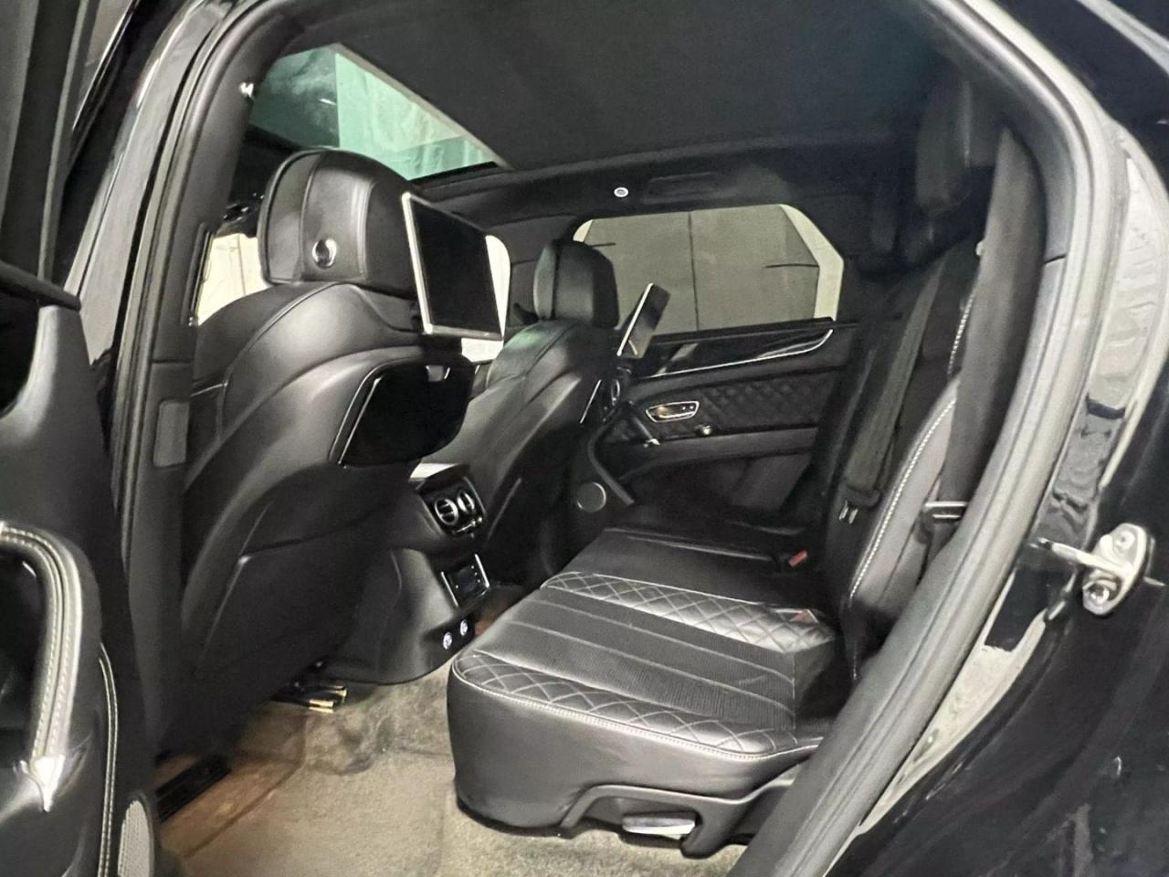 2017 BENTLEY Bentayga