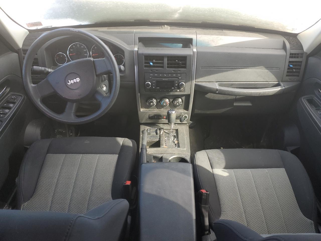 2010 JEEP Liberty