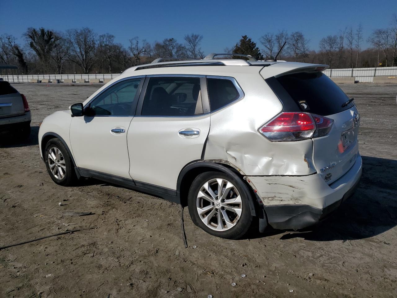 2015 NISSAN ROGUE