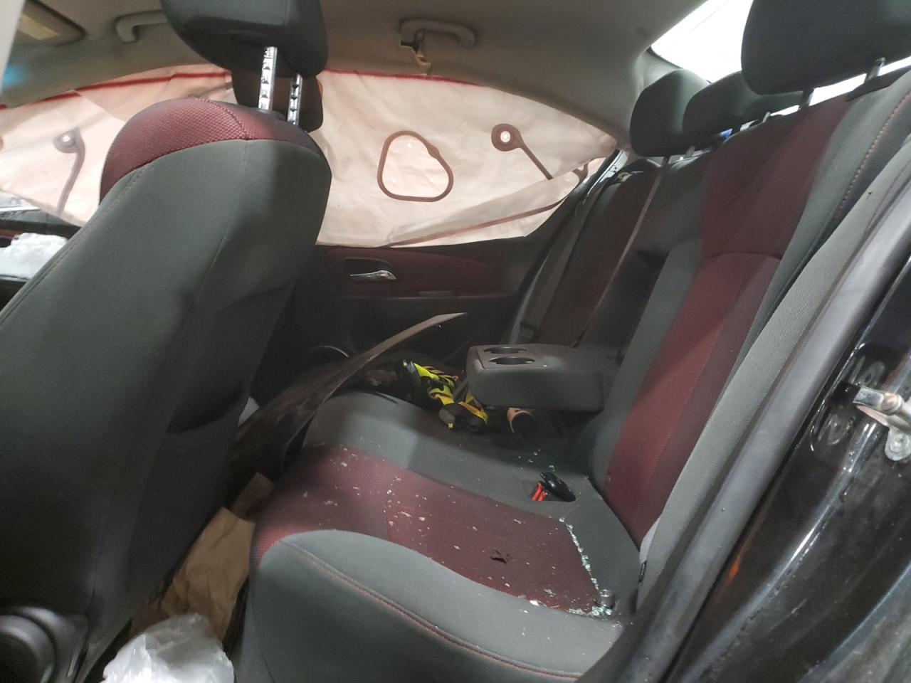 2011 CHEVROLET CRUZE