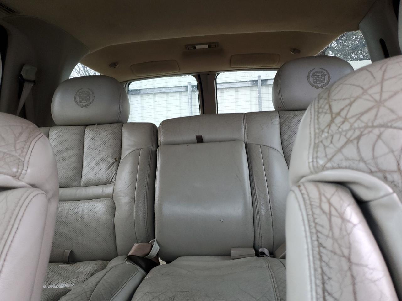 2000 CADILLAC ESCALADE