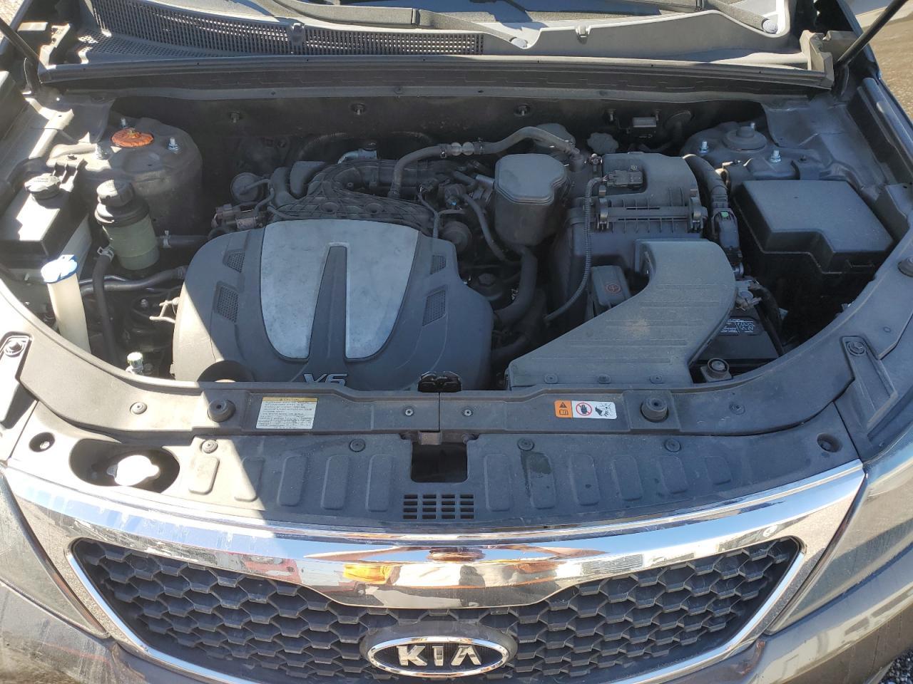 2013 KIA SORENTO