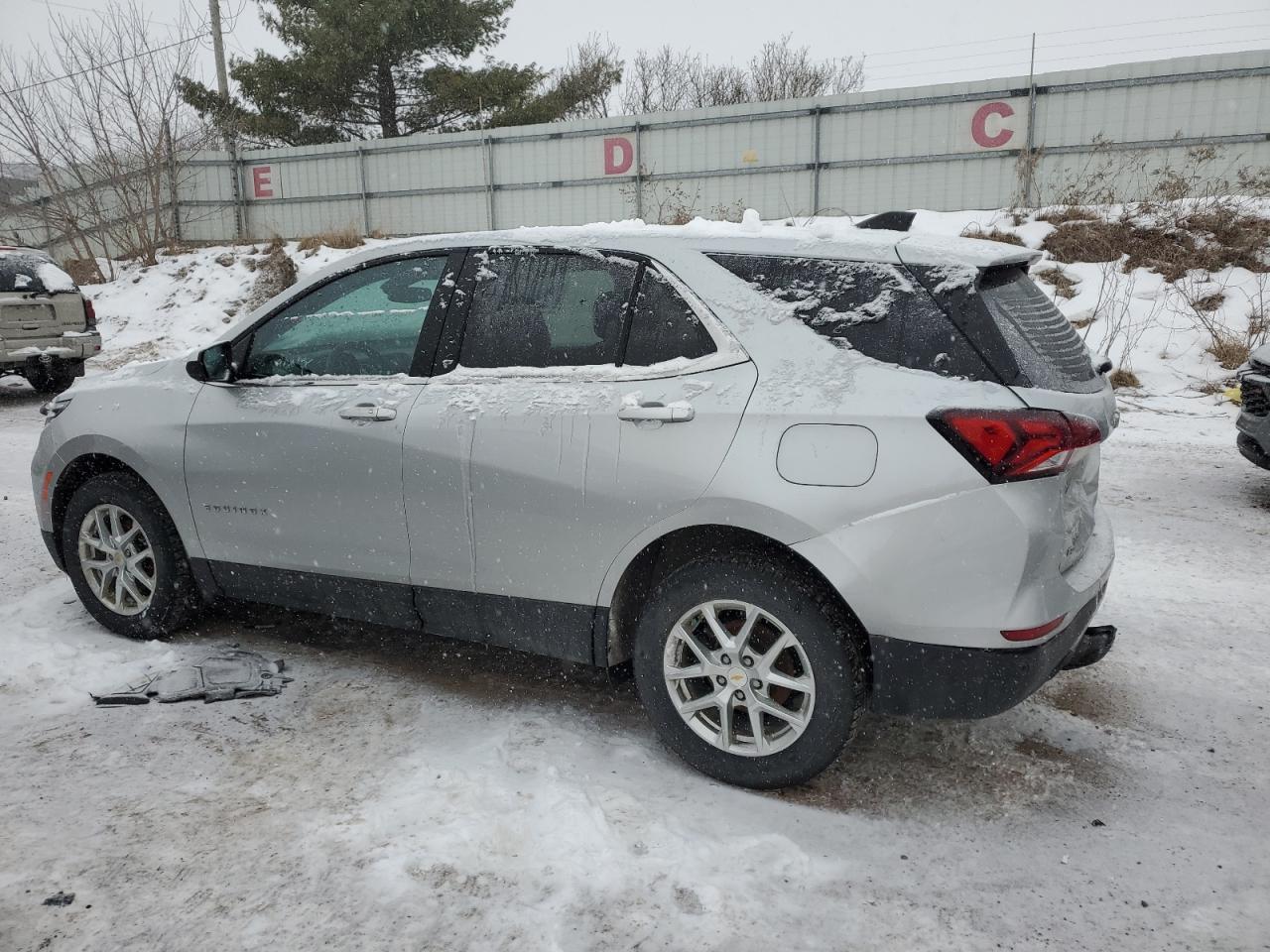 2022 CHEVROLET EQUINOX