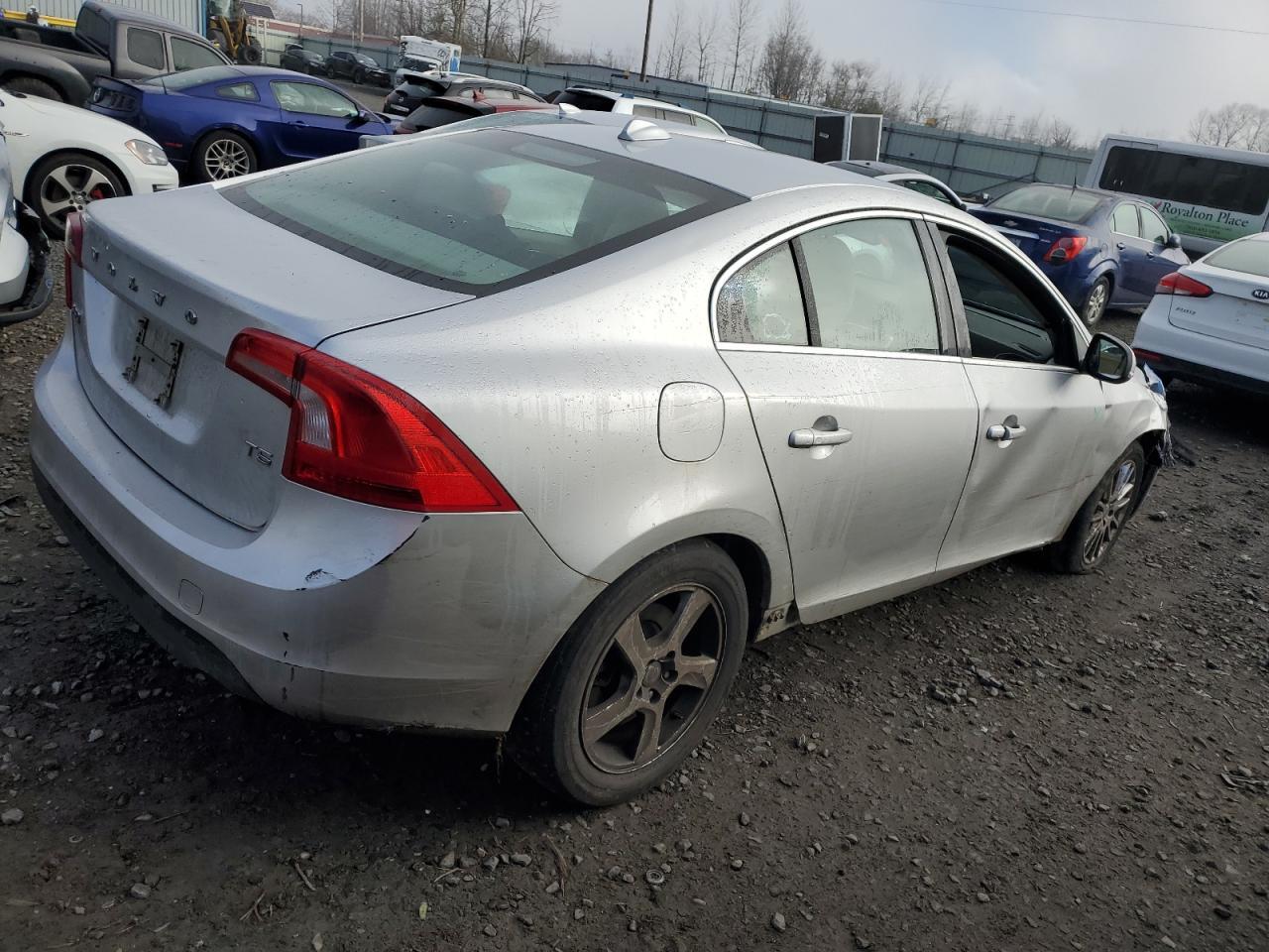 2012 VOLVO S60