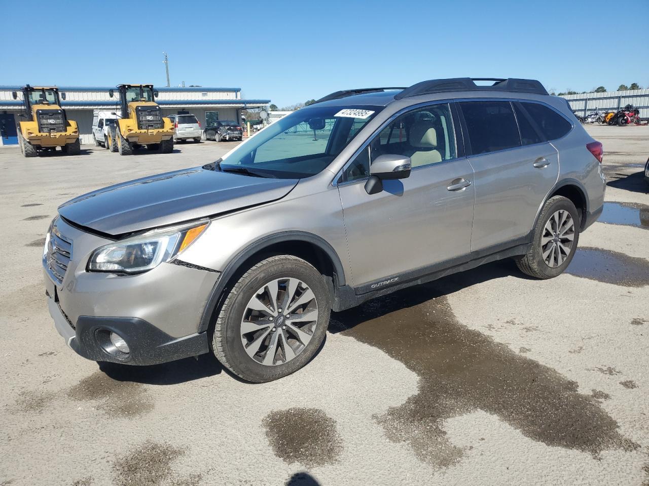 2015 SUBARU Outback