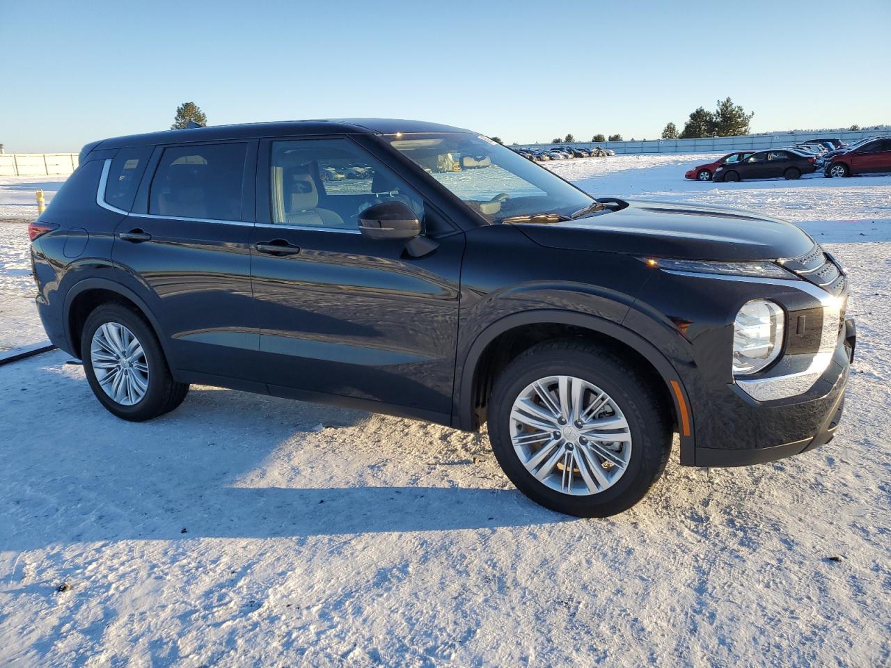 2024 MITSUBISHI outlander