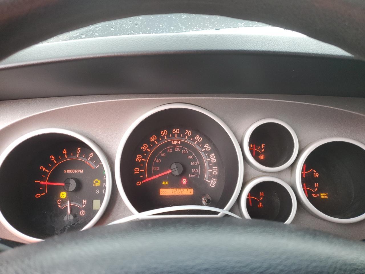 2011 TOYOTA TUNDRA