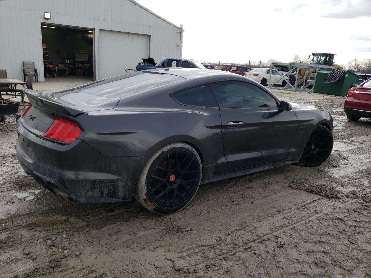 2019 FORD MUSTANG