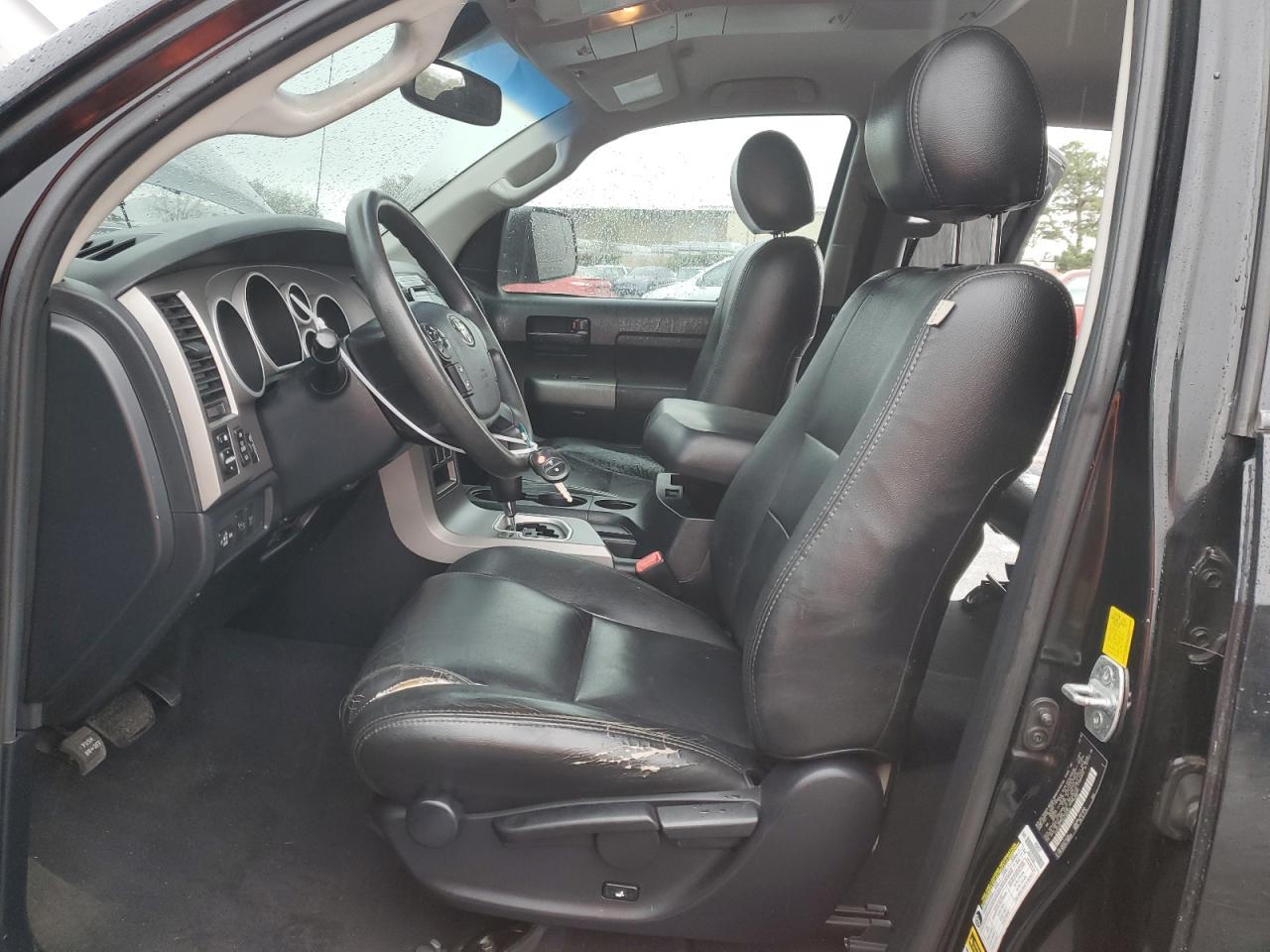 2011 TOYOTA TUNDRA