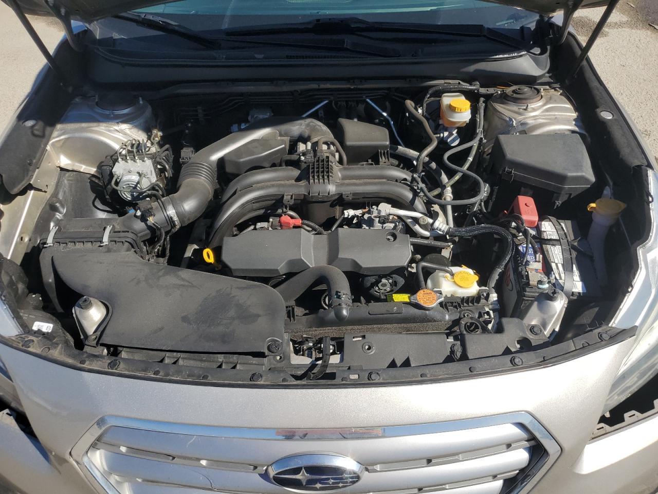 2015 SUBARU Outback