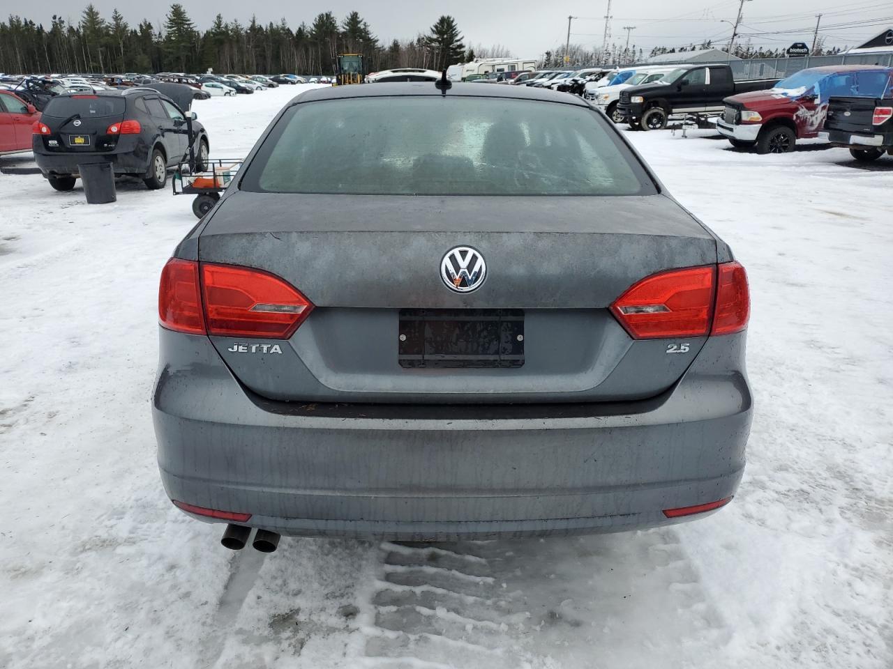 2011 VOLKSWAGEN JETTA