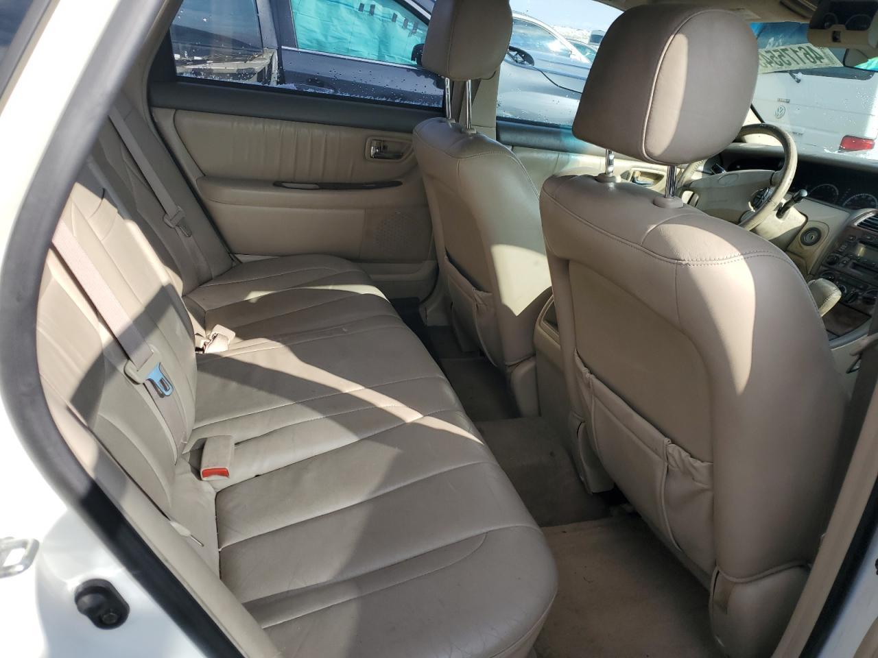 2001 TOYOTA Avalon