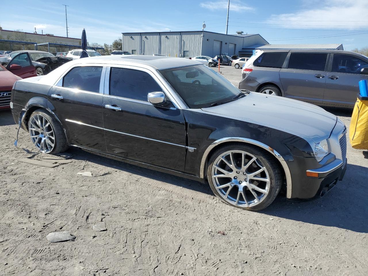 2006 CHRYSLER 300
