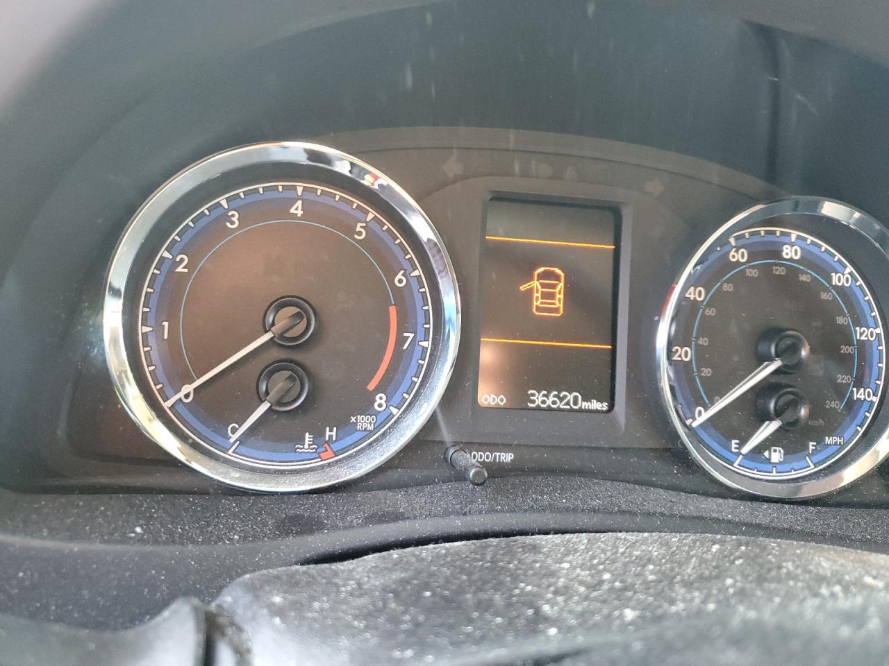 2017 TOYOTA COROLLA