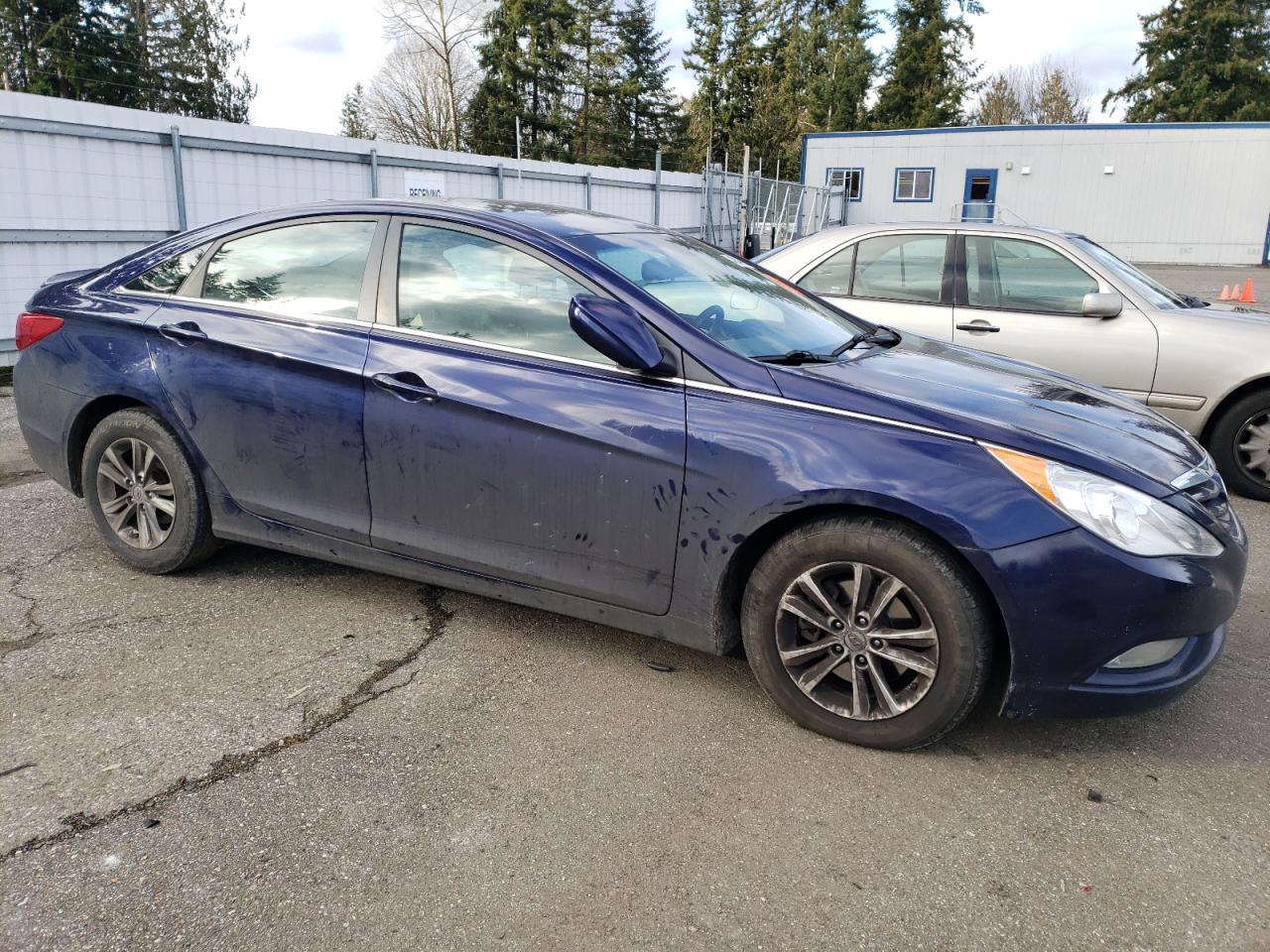 2013 HYUNDAI SONATA