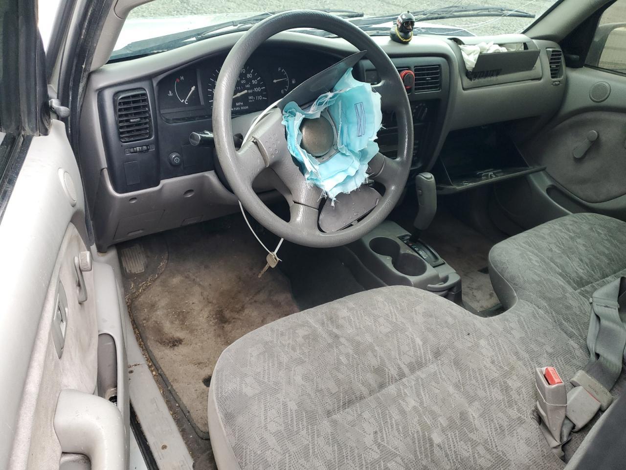 2002 TOYOTA TACOMA