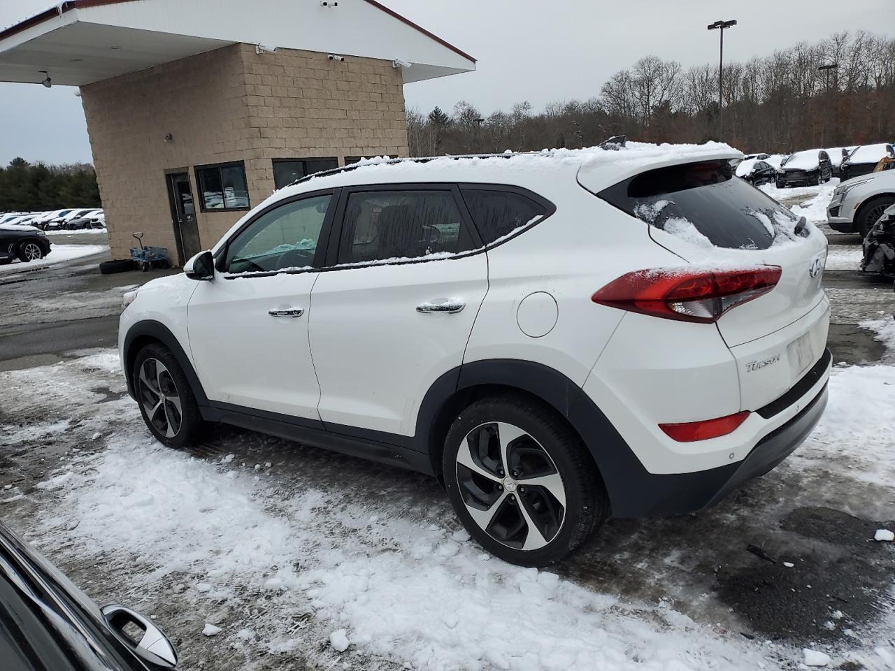 2016 HYUNDAI TUCSON