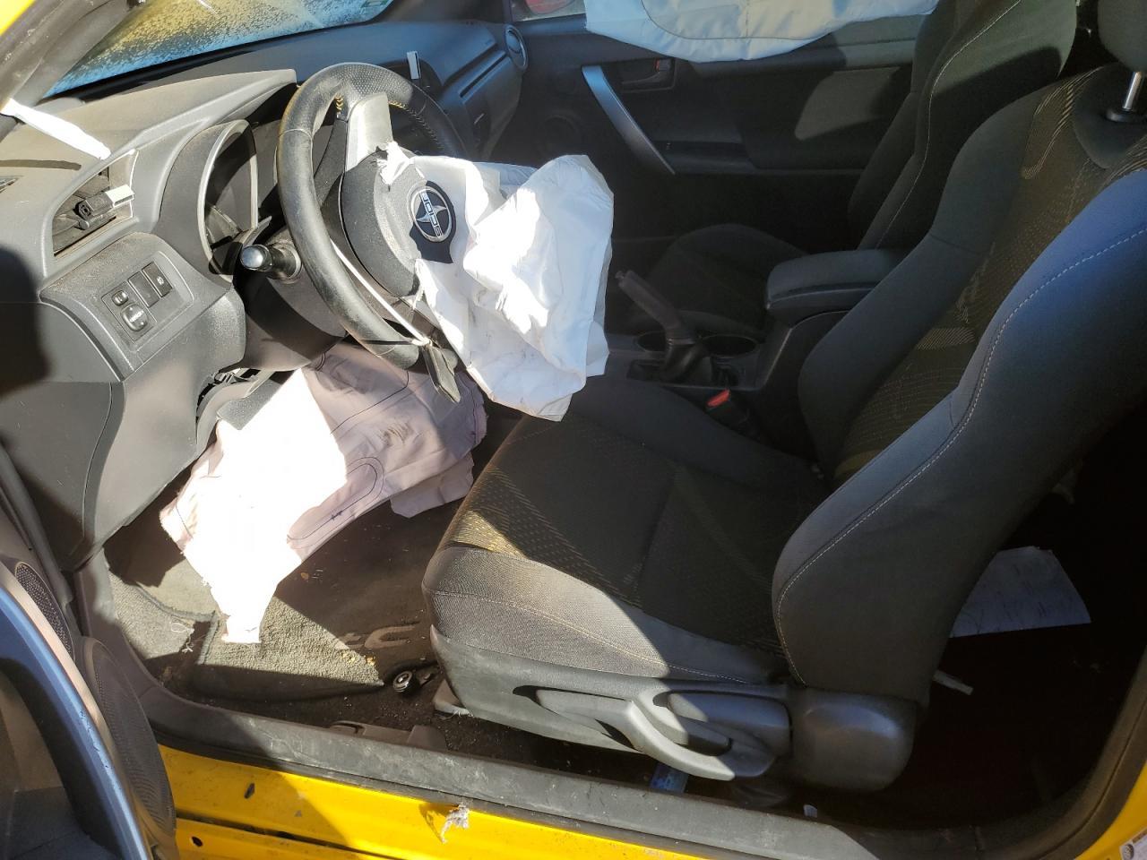 2012 TOYOTA SCION