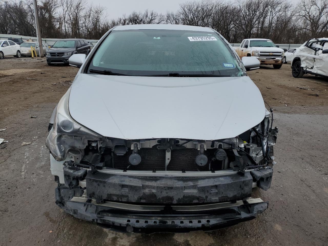 2016 TOYOTA PRIUS