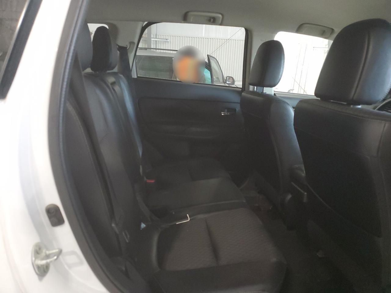 2015 MITSUBISHI outlander